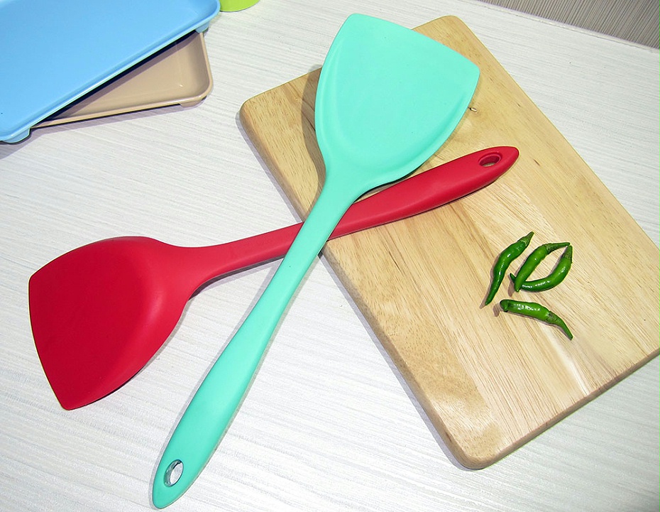 矽（guī）膠鍋鏟定製