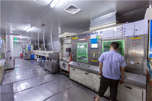 手（shǒu）機矽（guī）膠按鍵定製需要注意哪些問題