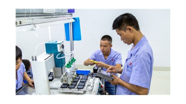 東莞按鍵生產（chǎn）廠家聊聊出現了矽膠按（àn）鍵變色是什麽原因