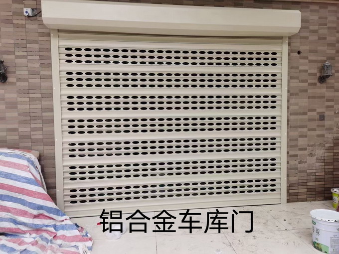 鋁合金卷閘門的特點及應（yīng）用