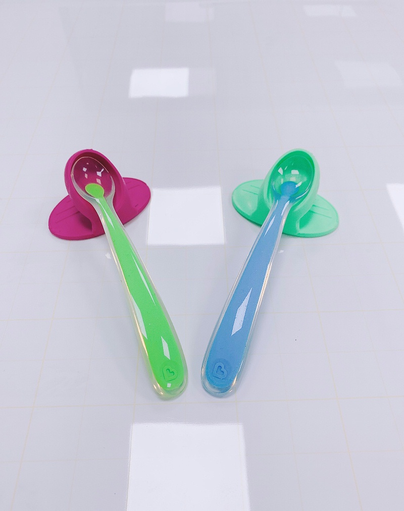 矽膠（jiāo）勺鏡麵效果