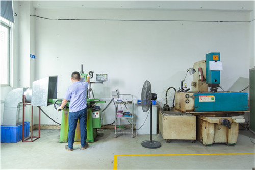 汽車中控按鍵生產定製如何管控產品質量問題