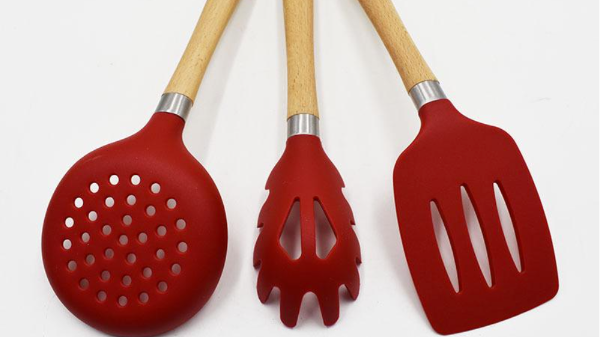 激光打標加工廠的選擇，有哪幾點得注意（yì）？